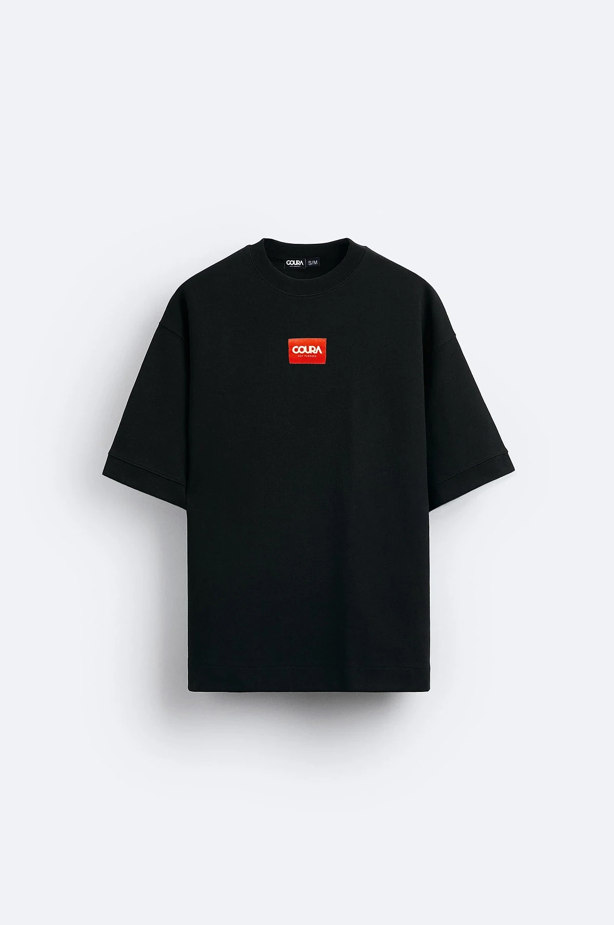 Coura Sem Paredes black t-shirt