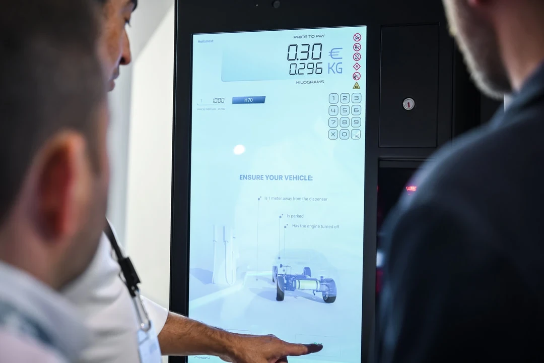 Hellonext charger close-up at UNITI trade show